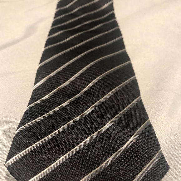 Armani Collezioni Other - Armani Men’s Tie; no stains like new; great shape